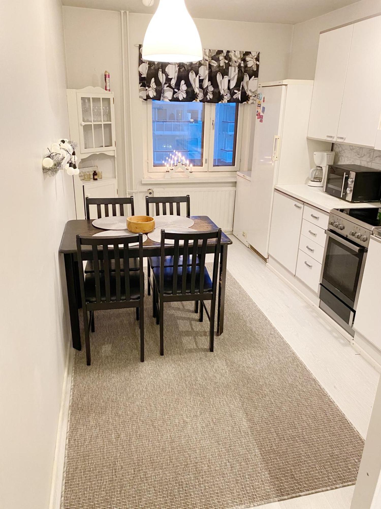 Spacious Home In Heart Of City Рованиеми Екстериор снимка